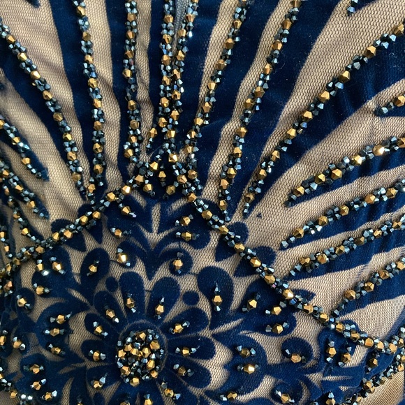 New elegant long dress - Picture 4 of 11